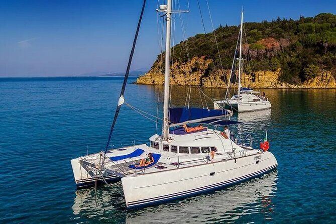 3-Catamaran from Cannigione to the islands of the Archipelago - Porto della Madonna: your natural swimming pool between islands