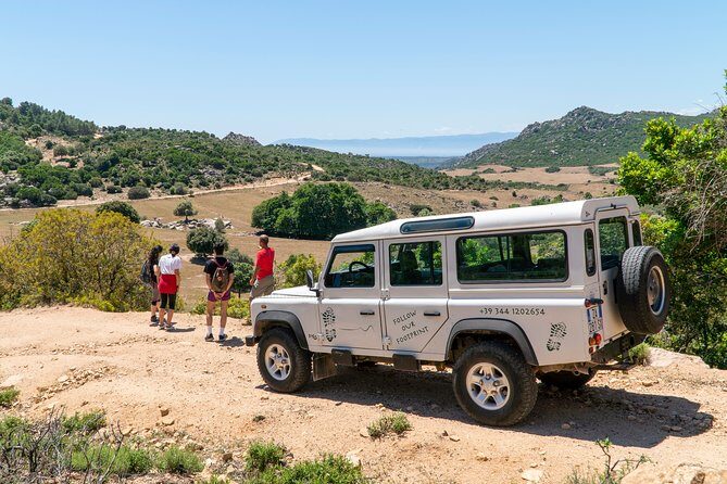 4x4 excursion between mountain and sea - Mountain-to-sea by 4x4 from Orosei (8:30 start)