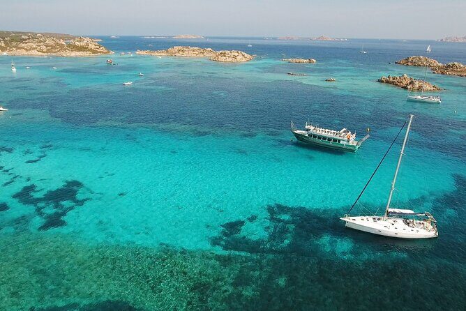 A day excursion to La Maddalena - Stop 2: Budelli, the Pink Beach viewpoint, and Natural Pools time