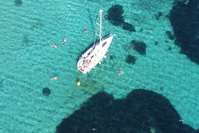 Asinara: Sailing trip in the park of Asinara - The one-hour descent to land and the C.R.A.M.A entry fee