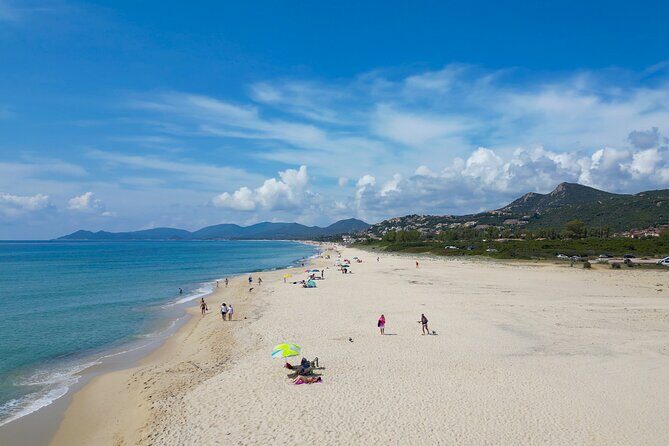 Beach Tour Marina Rei and Sant'Elmo - Beach setup: what’s included and what you still need