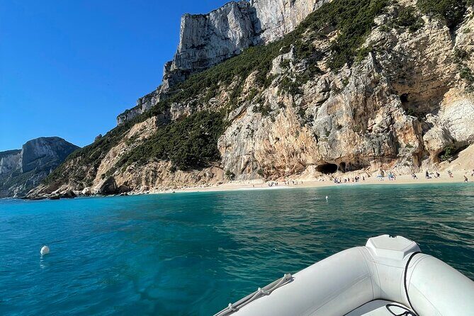 Boat Trip: Grotta del Fico, Cala Mariolu, Gabbiani & Biriala - Inside Grotta del Fico: 50 Minutes, 20°C Cave Time, and Sea Siphons