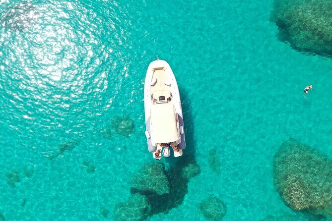 Cagliari Boat Tour 4 Stops .Possible Sighting of Dolphins - What the skipper does (and why it affects your day)