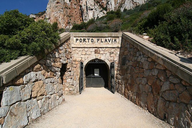 Cagliari: Porto Flavia from Chia - Getting there fast: the private minivan with Wi‑Fi and pickup