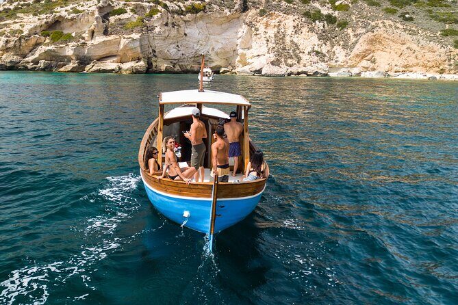 Cagliari Sea Experience : A High-Quality Tour of the Sardinian Sea - Who this boat tour suits best