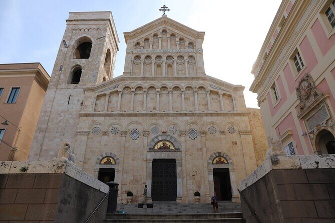Cagliari Walking tour - Stop 4: Tower of San Pancrazio (Twin-tower energy, but outside)