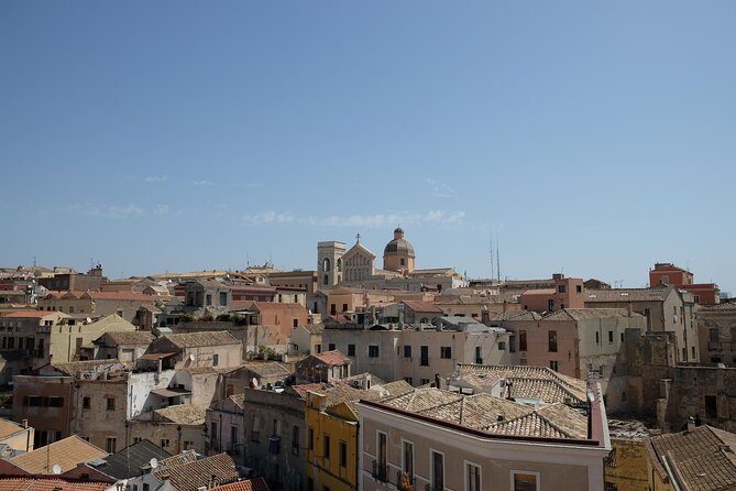 Castello Walking tour and the Giants of Mont'e Prama - A 3.5-hour Castello walk with the Giants of Mont’e Prama