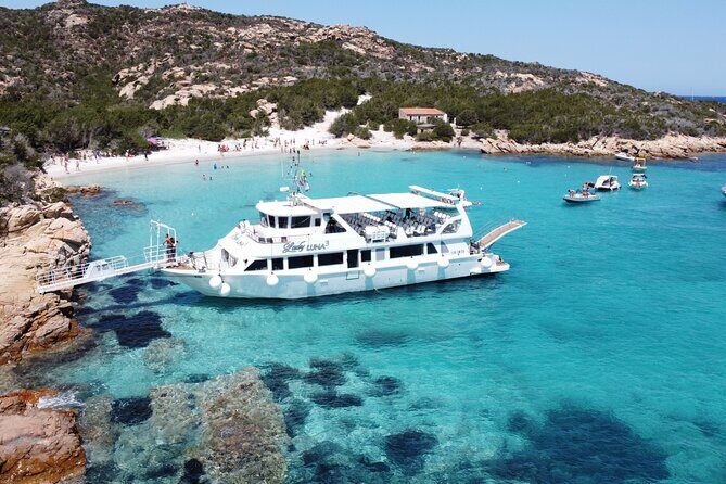 Daily 4 stop - boat excursion La Maddalena Archipelago - From Palau dock to island time: how the day is paced