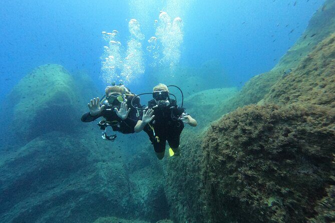 Discover Scuba diving in Villasimius - From Porto Turistico to the SCUBA Center: How the 4 Hours Unfold