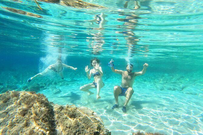 Discover the secrets of the island of Sant'Antioco by kayak - Maladroxia Beach: underwater Roman thermal baths and a hot spring you can watch