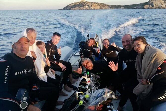 Diving baptism with cylinders (Introdive) at the Capo Carbonara Marine Protected Area - Who should book this scuba baptism and who should check first