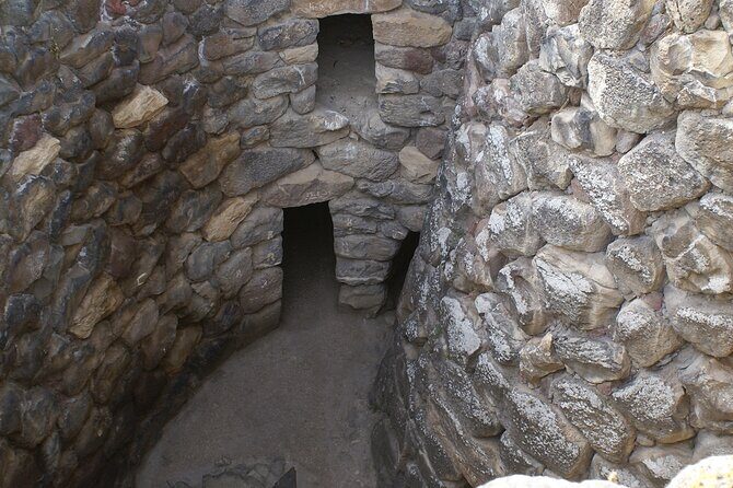 Excursion to the Nuraghe Su Nuraxi of Barumini from Cagliari - Su Nuraxi at Barumini: what the UNESCO guided visit really gives you