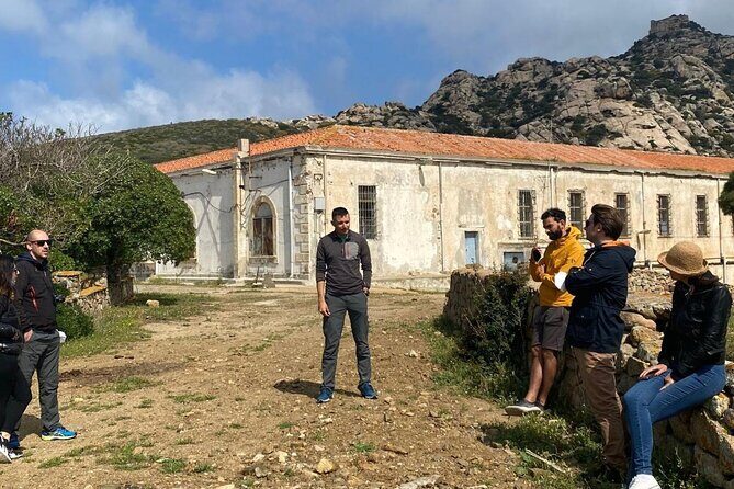 From Stintino: minivan tour of Asinara - Cala d’Oliva’s Environmental Education Centre Museum