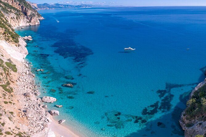 Full Day Cala Gonone and Gulf of Orosei Mini Cruise - Cala Luna: fine golden sand and the logic of this stop