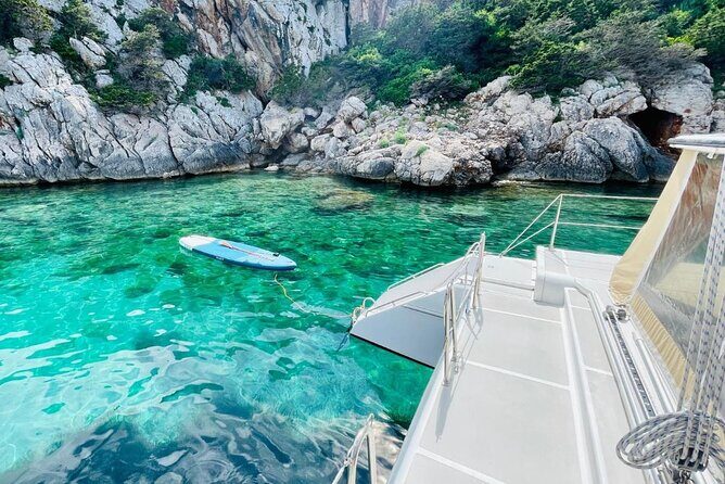 Full day Catamaran cruise in Porto Conte Natural Park - Porto Conte Regional Nature Park: where the cruise part becomes the highlight