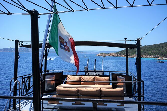 Full day private archipelago tour in La Maddalena - La Maddalena historic center: one hour with the island’s main town