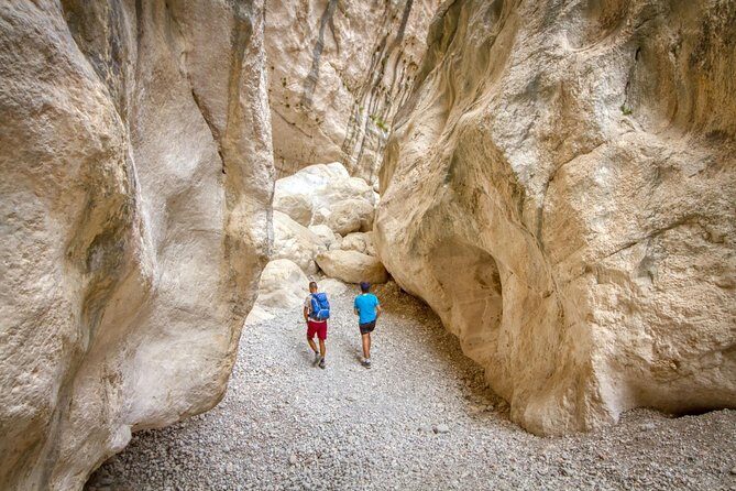 Gorropu canyon guided hike - Key things you’ll notice right away