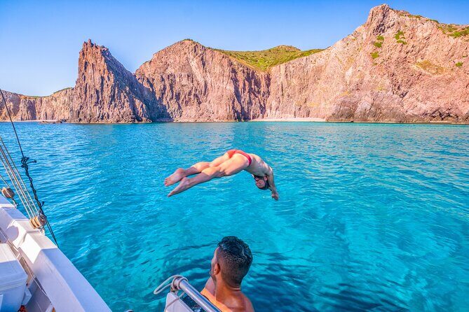 Guided day by boat in Carloforte with snorkelling and aperitif - Key highlights you should care about