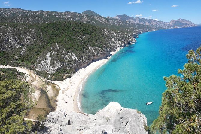 Guided hike to Cala Luna, the pearl of the Gulf of Orosei - Cala Luna time: lunch, a swim, and photo angles you’ll actually want