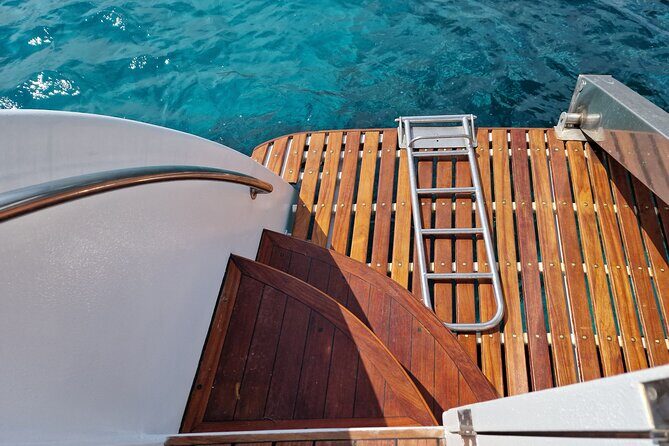 La Maddalena Archipelago Comfort Boat Tour - Midday timing: lunch break around Spargi and the value of ordering on board