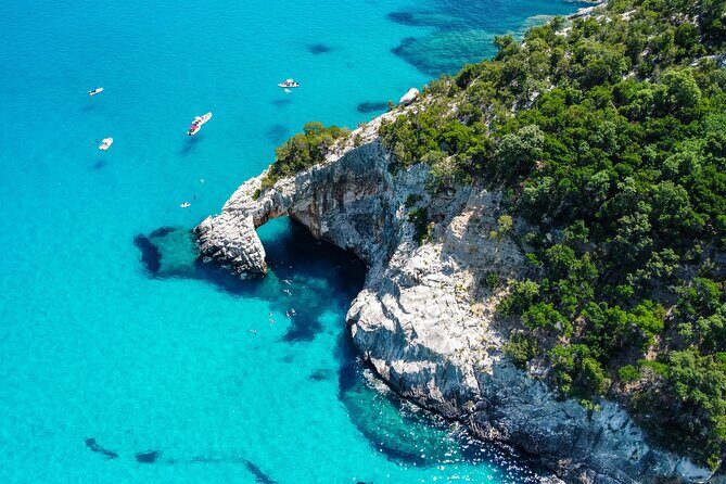 Minicruise in Orosei Gulf with Glentor - Grotta del Fico (Optional 1 Hour): When the €10 Cave Ticket Is a Good Use