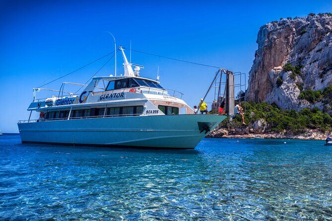 Minicruise in Orosei Gulf with Glentor - Cala Luna (2 Hours, Admission Included): Fine Sand and Tall Cliffs