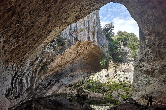 Off-road tour in the Supramonte and visit to Pischina Gurthàddala - Sa Sedda de as Bacas: The Short Walk That Packs Serious Stops