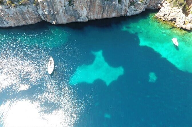 One day excursion on a sailing boat in the Gulf of Alghero - Meeting point at IPMolo: the easiest start to a sea day