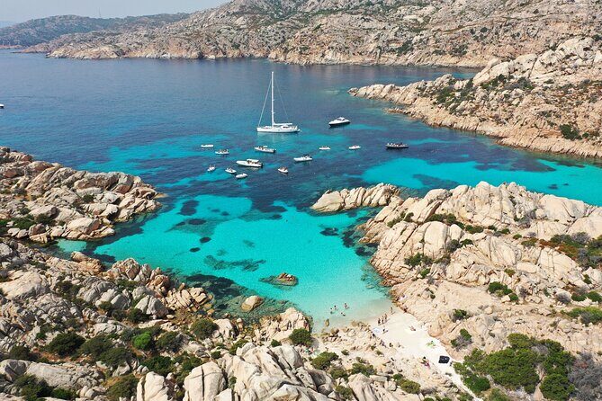 Private tour, archipelago of La Maddalena - Why a Private Archipelago Boat Day Beats “Hop-On Hop-Off”