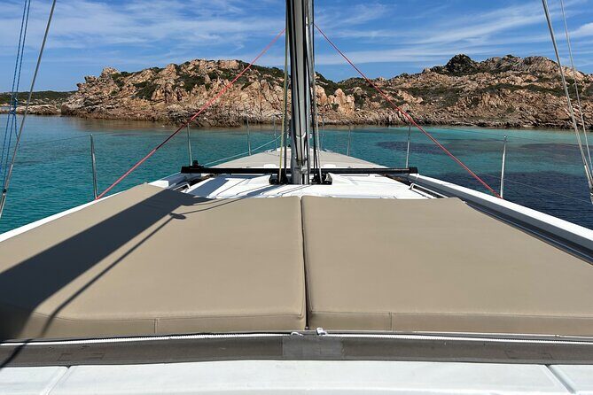 Sailing boat tour in the La Maddalena archipelago - Snorkel gear is provided, so you can focus on the water