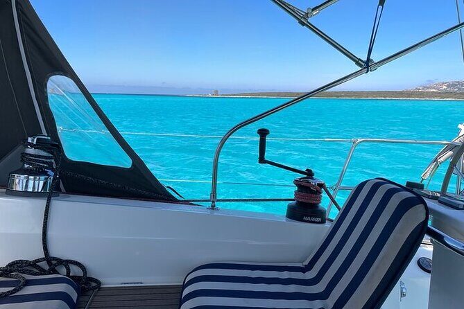 Sailing boat tour in the Maddalena Archipelago - Anchoring at Budelli: Pink Sand at Spiaggia Rosa
