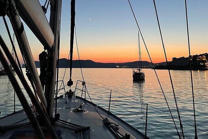 Sailing boat tour in the Maddalena Archipelago - Wind, Waves, and Safety: How to Prepare for a Sailing Day