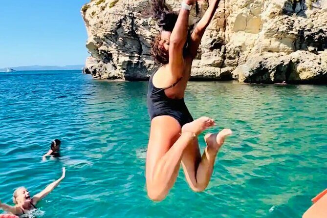 Sailing, swimming, snorkeling, & relaxing in Castelsardo, Sardinia - The 4-hour rhythm: leaving shore, cruising, then a bay swim stop