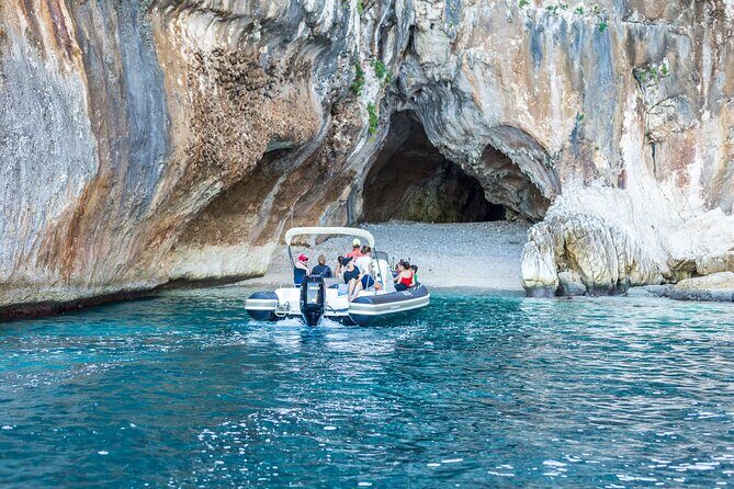 Tour along the coast of Baunei: a unique experience - Stop 1: Cala Goloritzè and That Iconic Arch Up Close