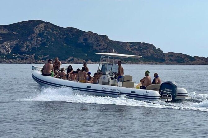 Villasimius: dinghy tour - Small-group advantage: 12 people means a smoother day